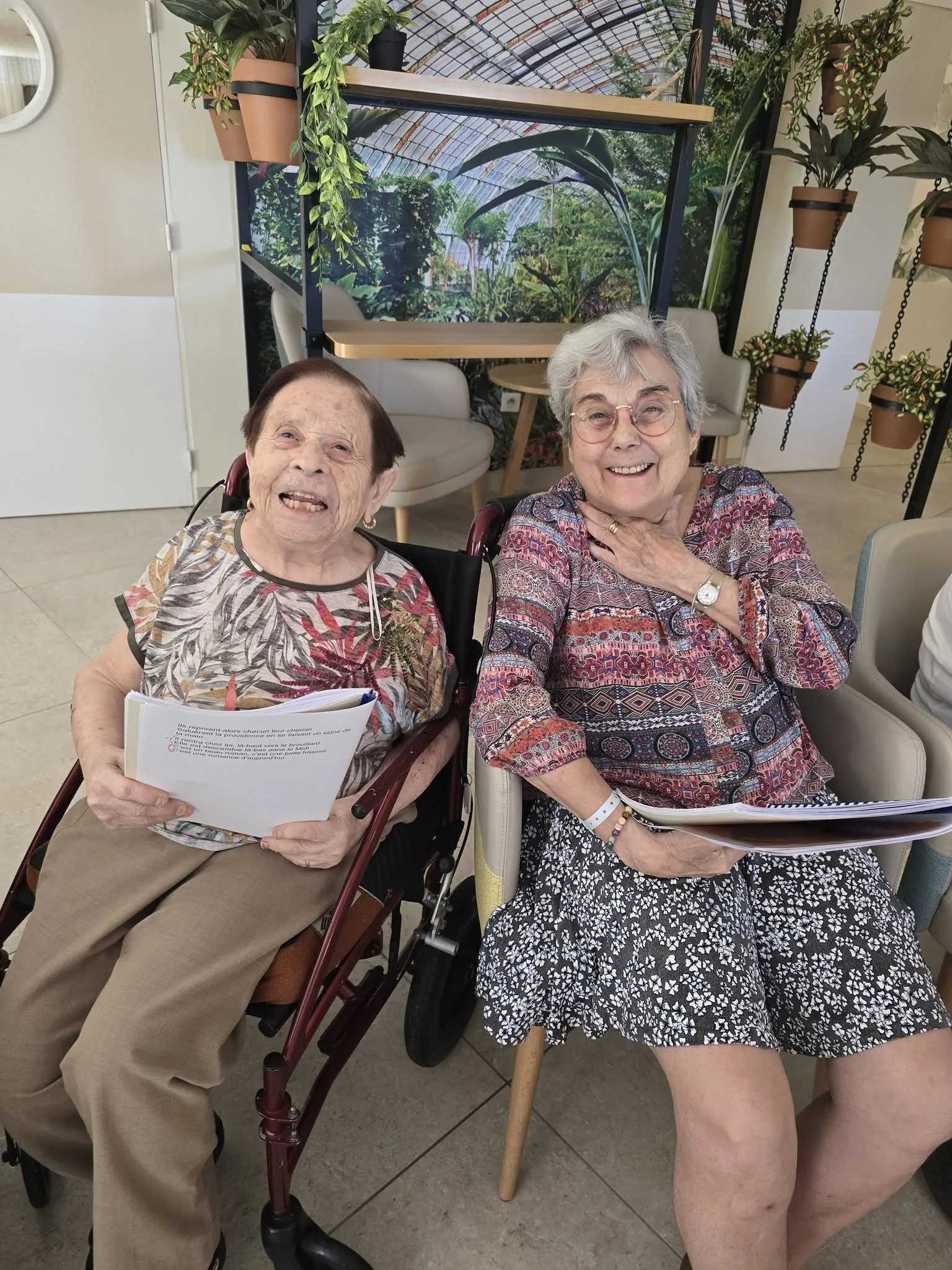 Moments de convivialité entre seniors en EHPAD à Agde